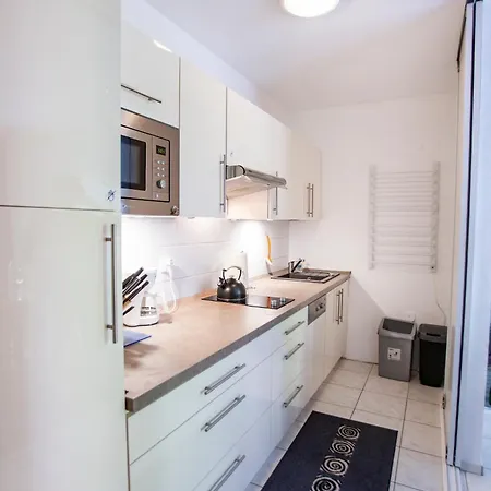 Und Wald Miedzyzdroje